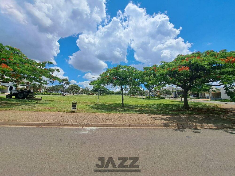 Casa de Condomínio à venda com 3 quartos, 225m² - Foto 1