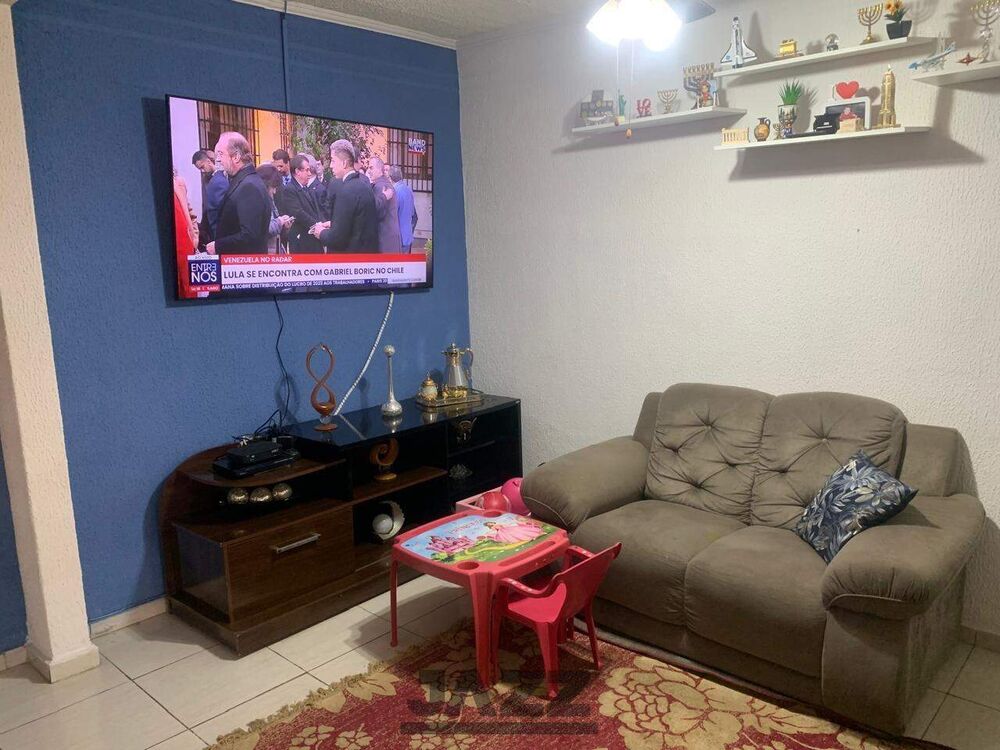 Casa à venda com 2 quartos, 164m² - Foto 3