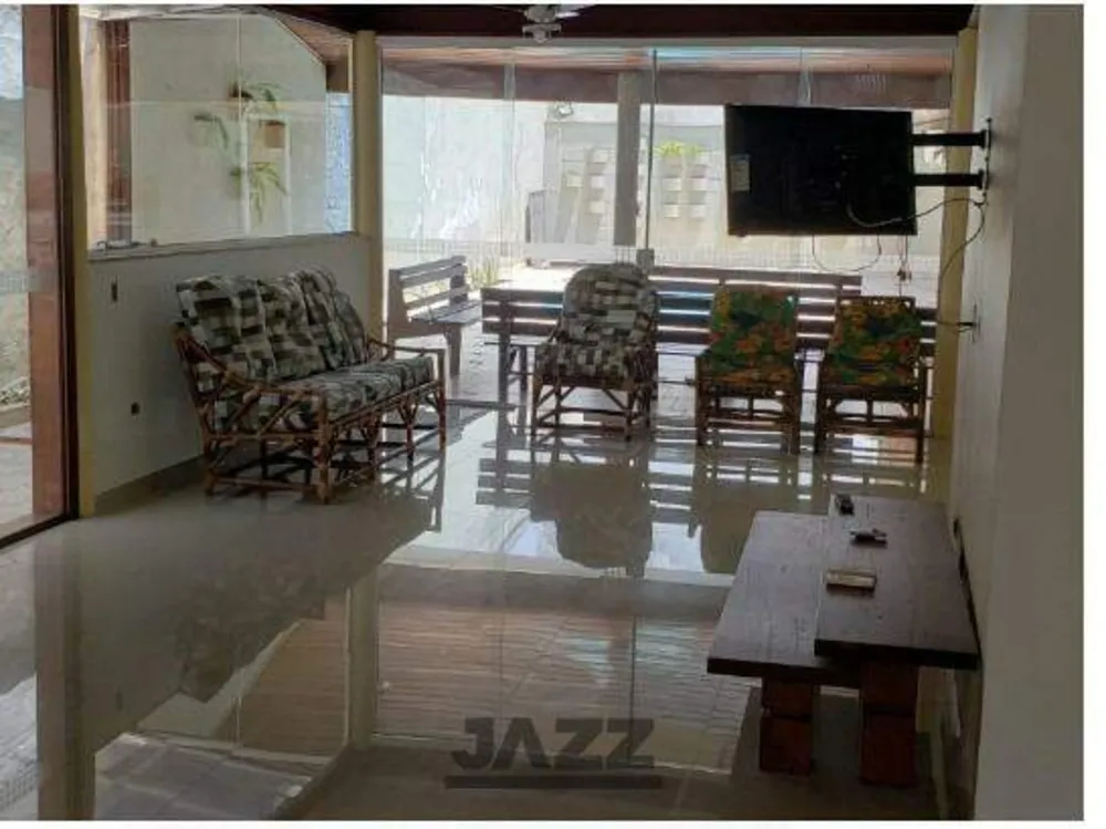 Casa, 3 quartos, 215 m² - Foto 1