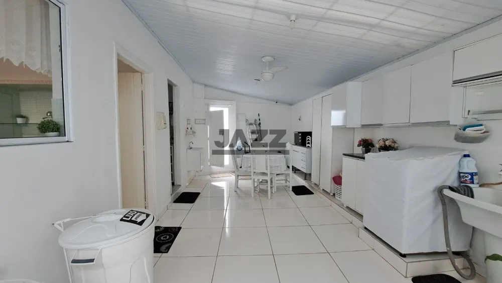 Casa, 2 quartos, 160 m² - Foto 1