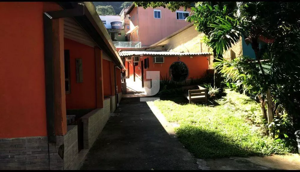 Casa, 9 quartos, 1360 m² - Foto 9