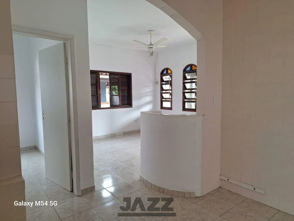 Casa, 3 quartos, 250 m² - Foto 1
