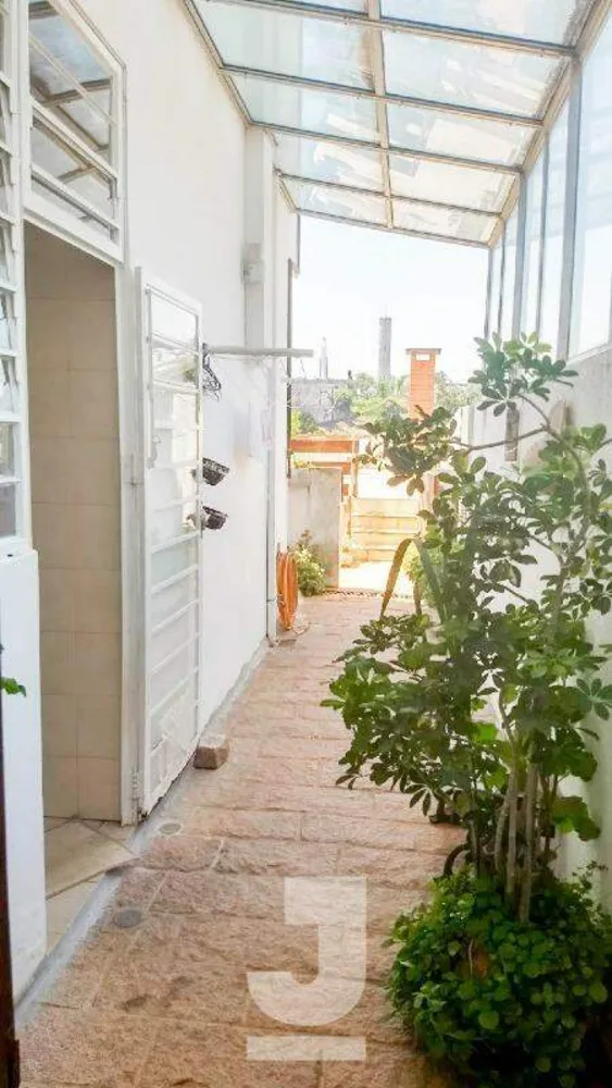 Casa, 4 quartos, 295 m² - Foto 1