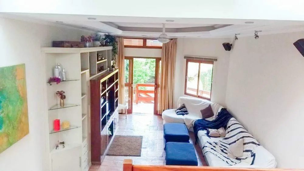 Casa, 4 quartos, 295 m² - Foto 2