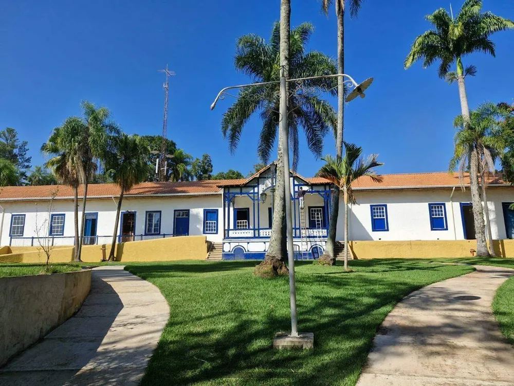 Prédio Inteiro, 13383 m² - Foto 1