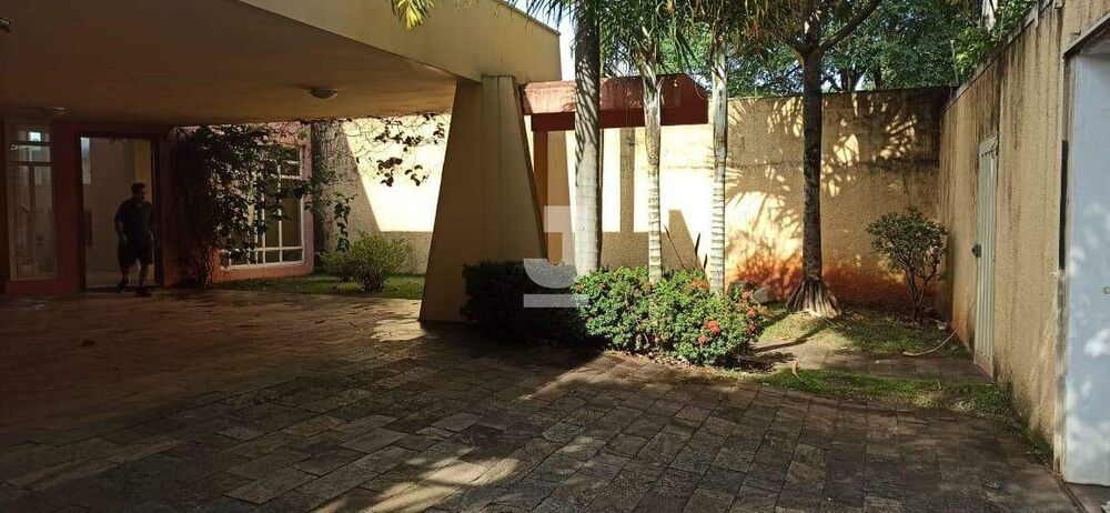 Casa à venda com 2 quartos, 622m² - Foto 35