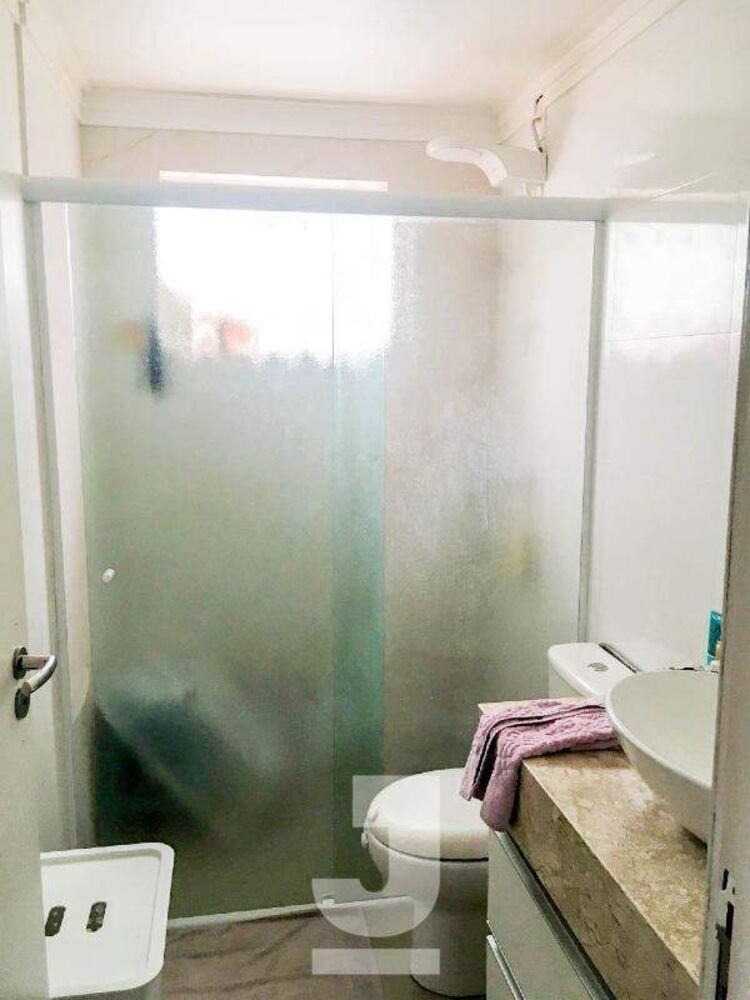 Apartamento à venda com 2 quartos, 68m² - Foto 1