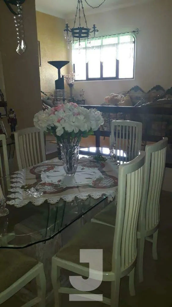 Casa, 5 quartos, 250 m² - Foto 2