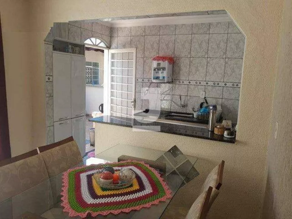 Casa, 3 quartos, 166 m² - Foto 1