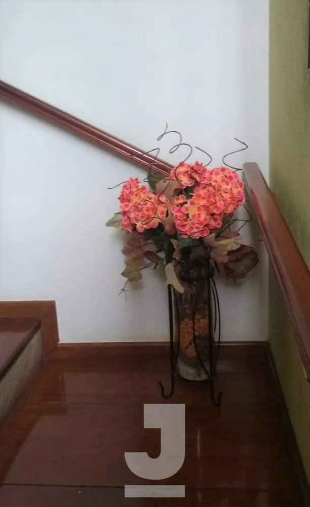 Casa, 4 quartos, 186 m² - Foto 1