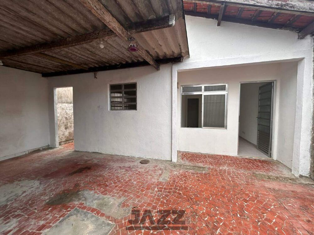 Casa à venda com 3 quartos, 120m² - Foto 1