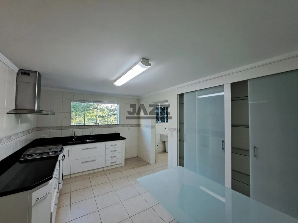 Casa, 3 quartos, 250 m² - Foto 2