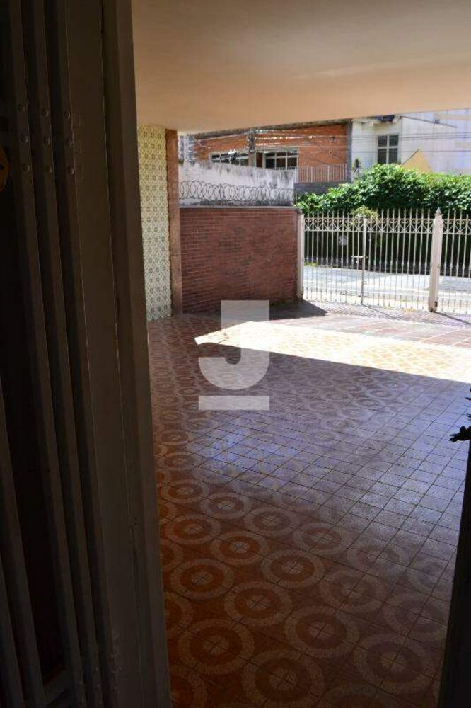 Casa, 4 quartos, 256 m² - Foto 2