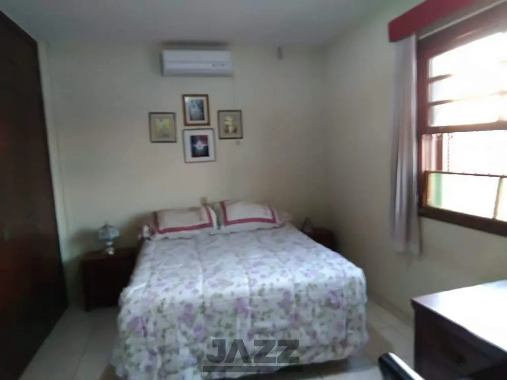 Casa, 3 quartos, 244 m² - Foto 1