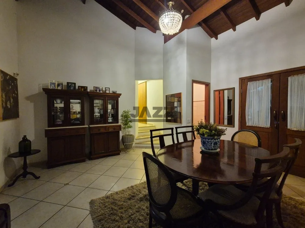 Chácara, 3 quartos, 1040 m² - Foto 1