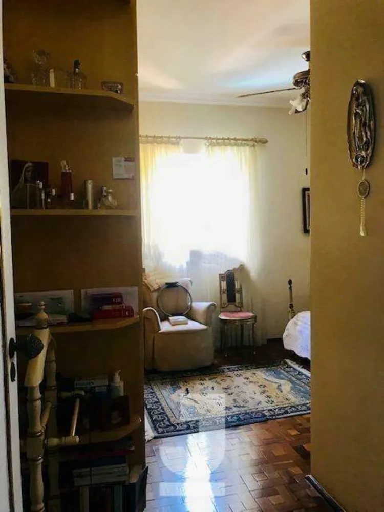 Casa, 8 quartos, 300 m² - Foto 1