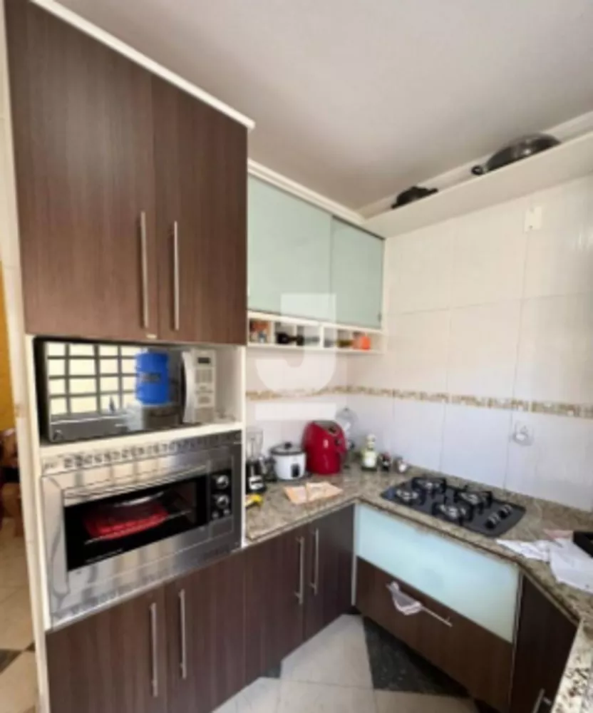 Casa, 3 quartos, 157 m² - Foto 2