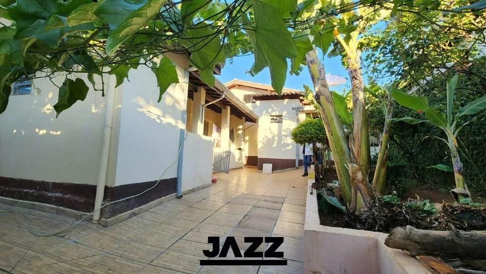 Casa, 3 quartos, 132 m² - Foto 2
