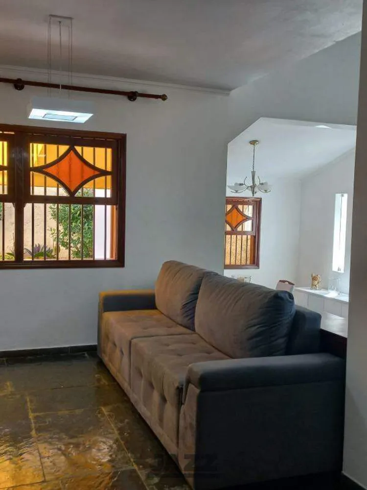 Casa, 5 quartos, 278 m² - Foto 3