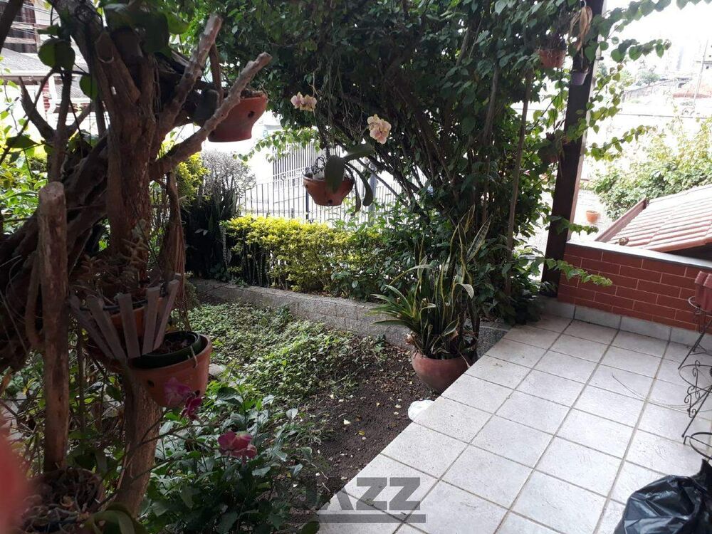 Casa à venda com 3 quartos, 199m² - Foto 24