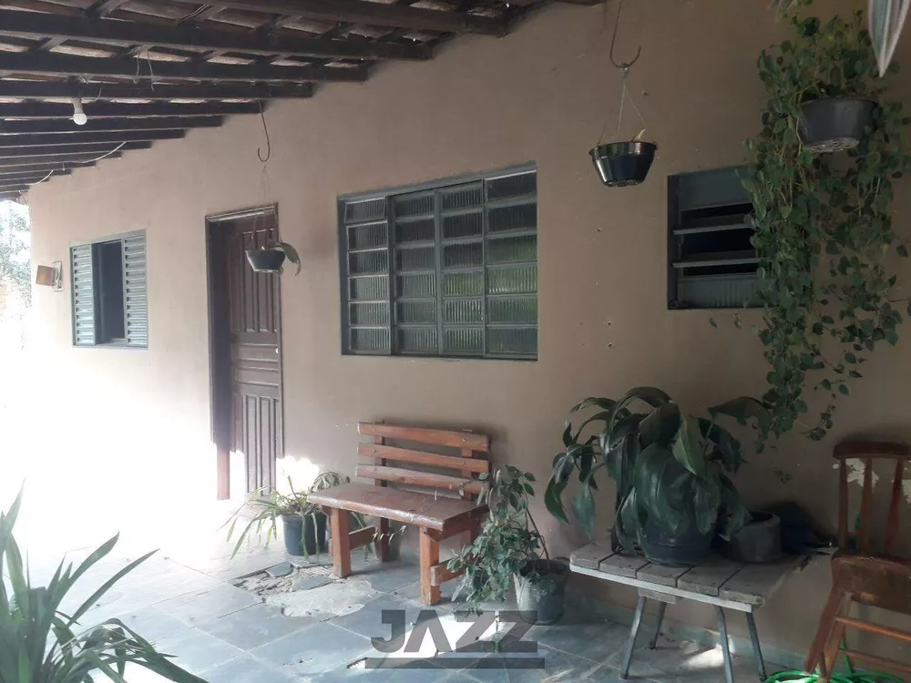 Sítio, 4 quartos, 200 m² - Foto 1