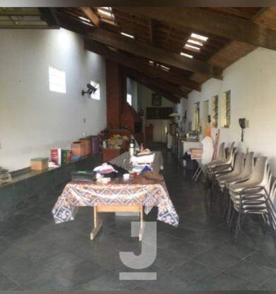 Chácara à venda com 5 quartos, 800m² - Foto 2