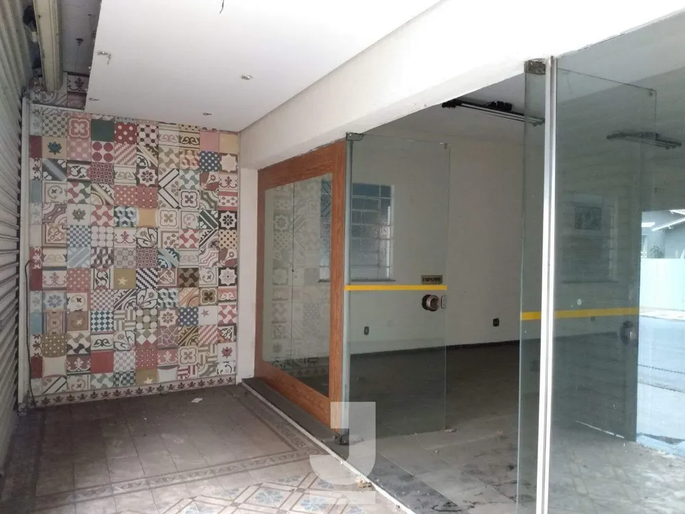Casa, 3 quartos, 615 m² - Foto 1