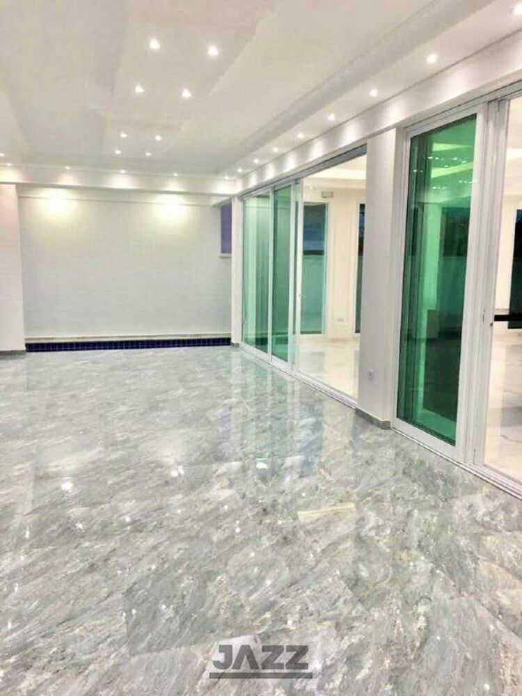 Casa de Condomínio à venda com 5 quartos, 435m² - Foto 4