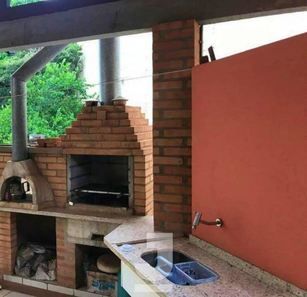 Casa, 4 quartos, 217 m² - Foto 1