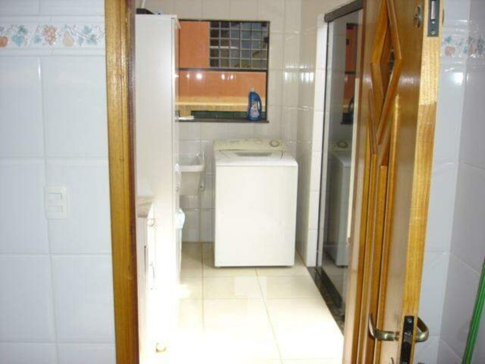 Casa, 3 quartos, 260 m² - Foto 4