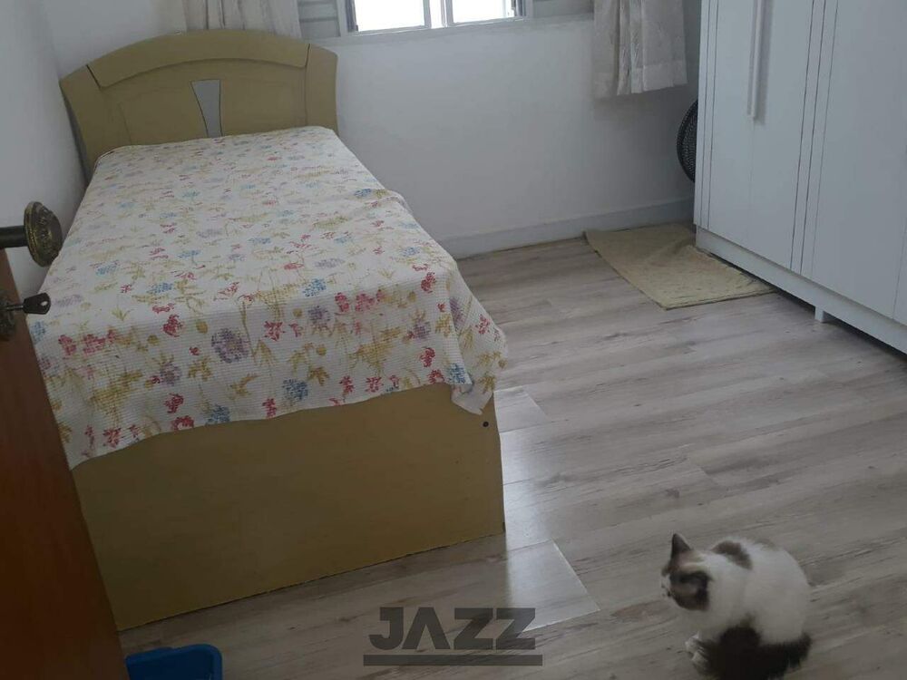 Casa, 3 quartos, 217 m² - Foto 2