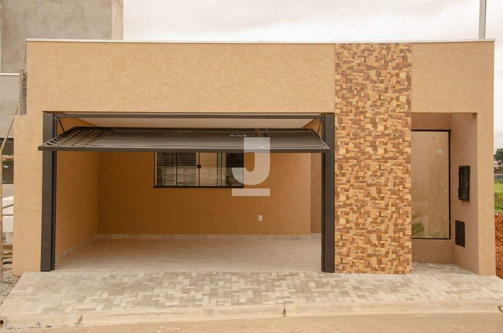 Casa à venda com 3 quartos, 155m² - Foto 1