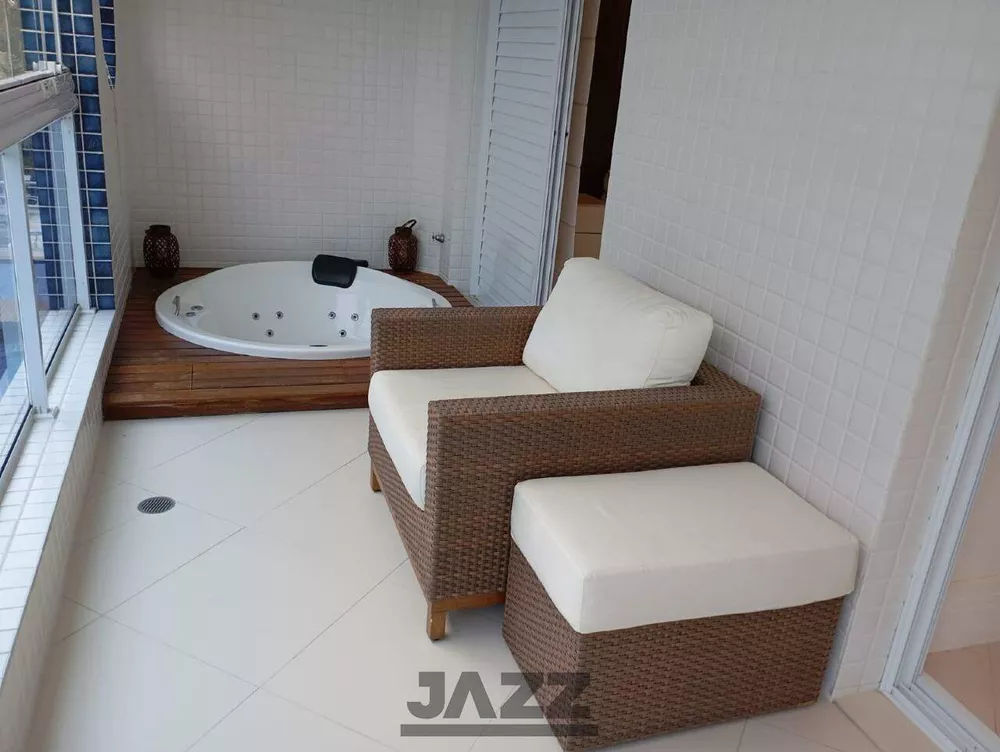Apartamento, 3 quartos, 141 m² - Foto 1