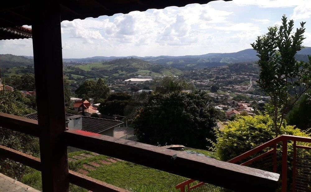 Casa de Condomínio para alugar, 280m² - Foto 1