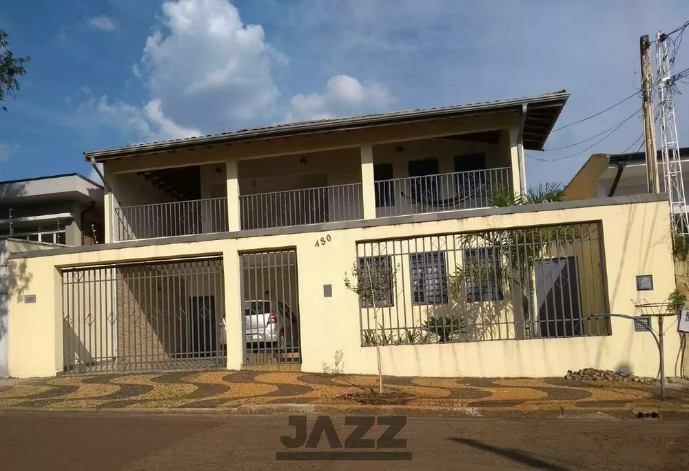 Casa, 5 quartos, 332 m² - Foto 1