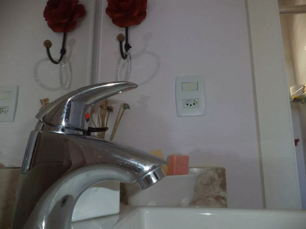 Casa, 4 quartos, 239 m² - Foto 1