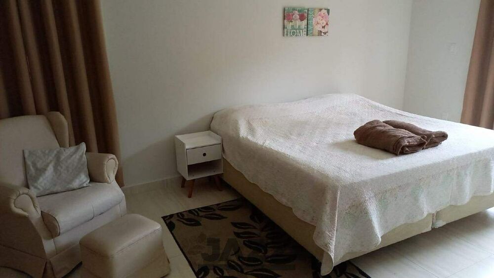 Casa de Condomínio para alugar com 4 quartos, 328m² - Foto 35