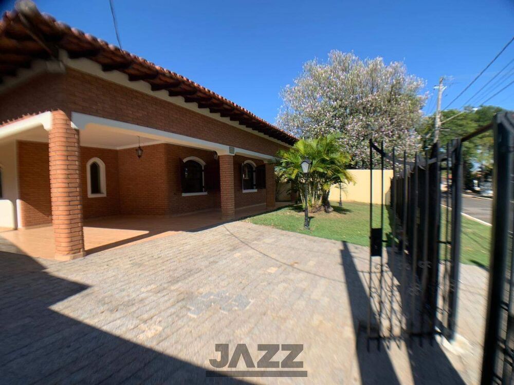 Casa de Condomínio à venda com 4 quartos, 380m² - Foto 1