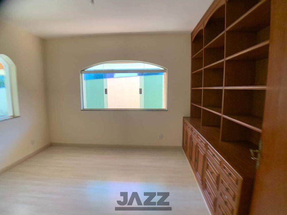 Casa de Condomínio à venda com 4 quartos, 380m² - Foto 2
