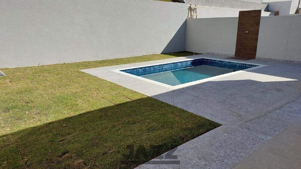 Casa de Condomínio à venda com 3 quartos, 136m² - Foto 1