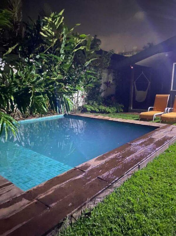 Casa à venda com 4 quartos, 250m² - Foto 4