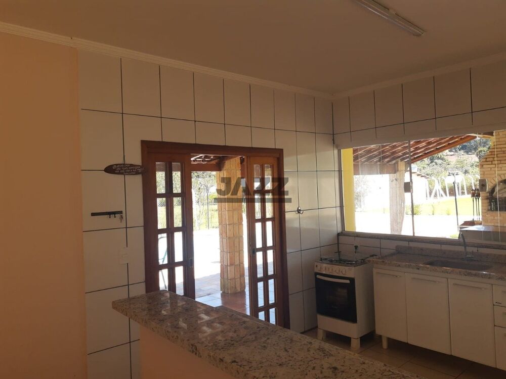 Chácara à venda com 6 quartos, 350m² - Foto 8