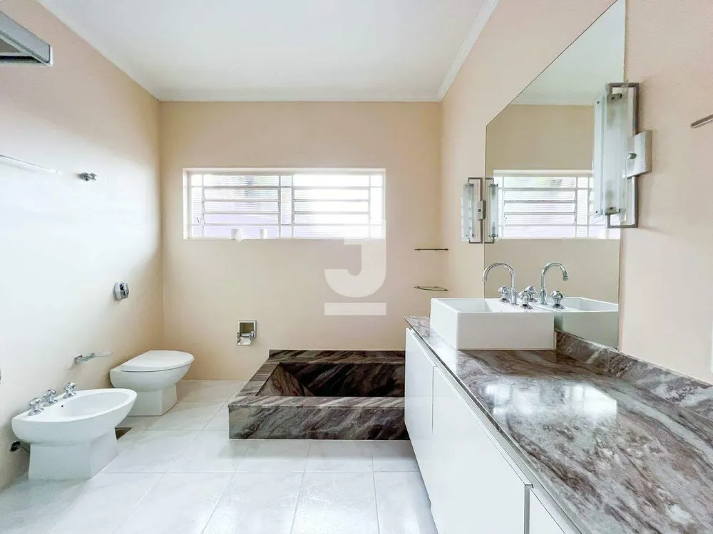 Casa, 4 quartos, 317 m² - Foto 1