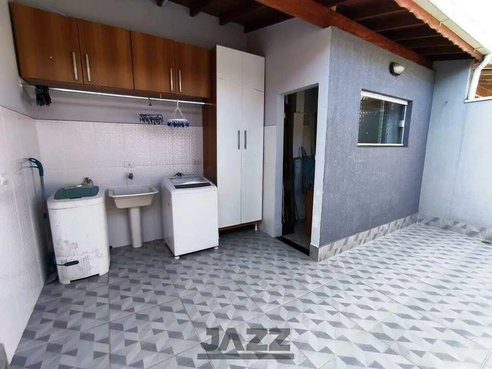 Casa, 3 quartos, 210 m² - Foto 1
