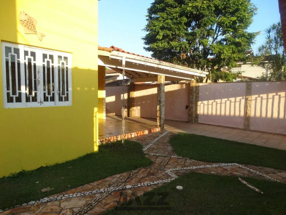 Casa, 3 quartos, 188 m² - Foto 2