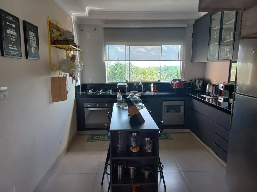 Casa, 4 quartos, 300 m² - Foto 2