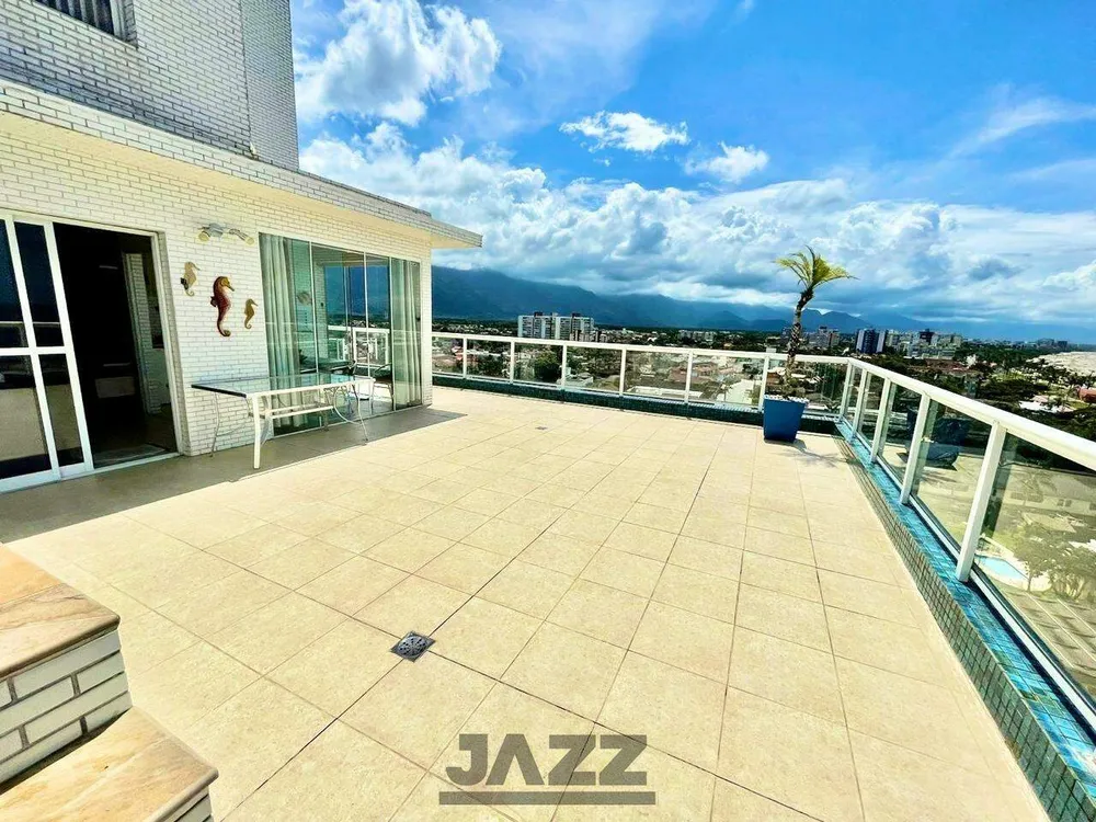 Apartamento, 3 quartos, 230 m² - Foto 3