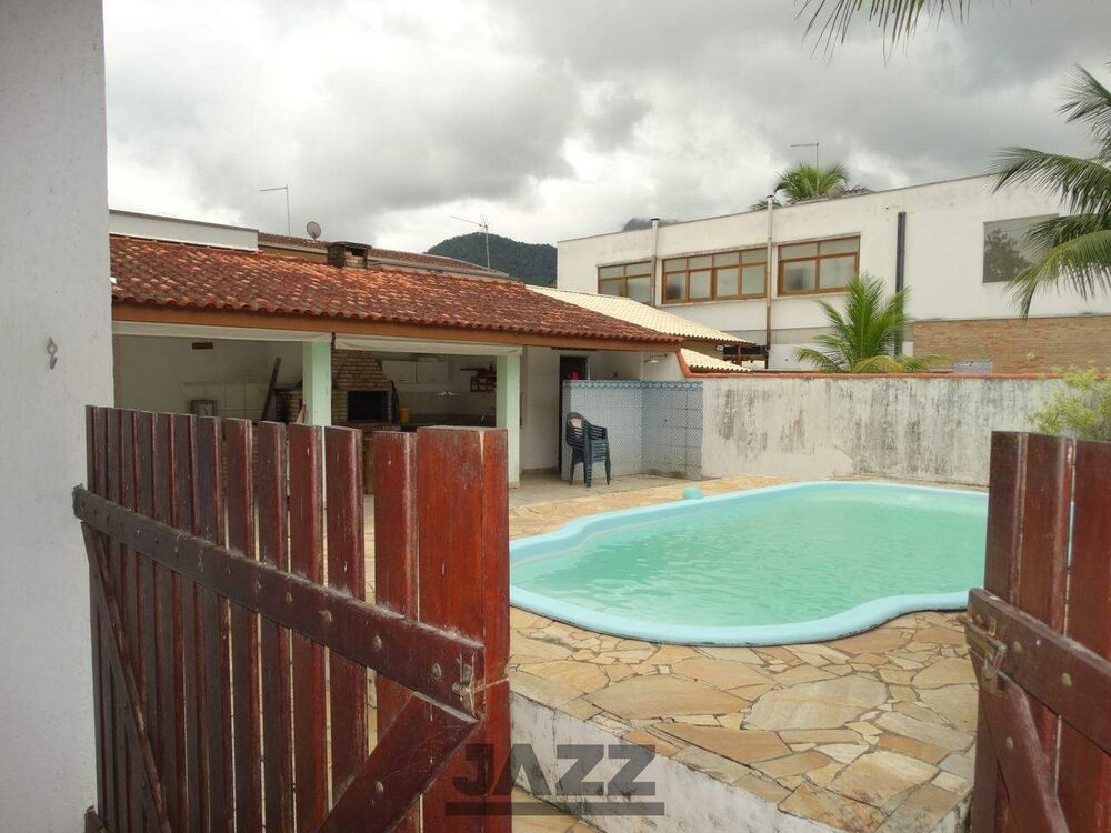 Casa de Condomínio à venda com 3 quartos, 199m² - Foto 34