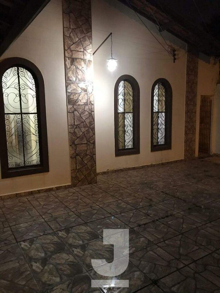 Casa à venda com 3 quartos, 240m² - Foto 6