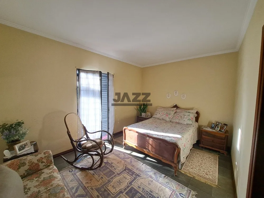 Casa, 3 quartos, 340 m² - Foto 1